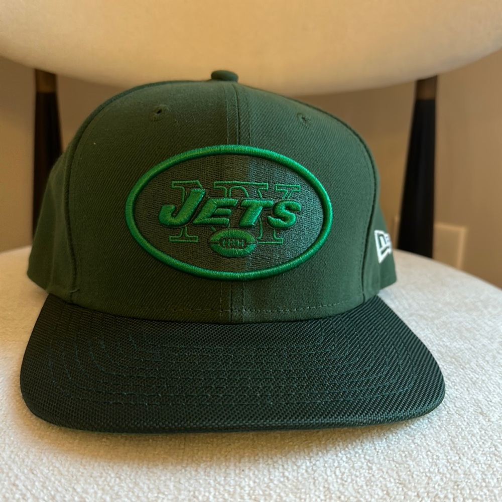 NY Jets baseball cap. Adjustable back closure